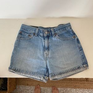 Vintage Levi’s shorts